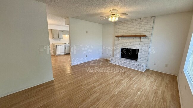 Building Photo - 1001 Weiss Ave