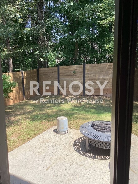 Building Photo - 2377 Peach Shoals Cir