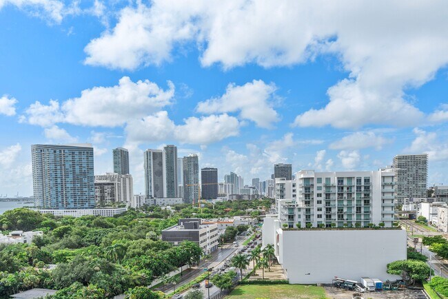 Building Photo - 4250 Biscayne Blvd