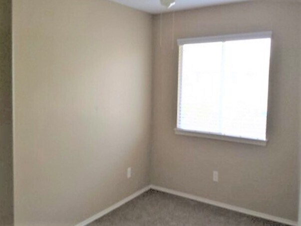 Building Photo - 3406 Chateaucrest Ct