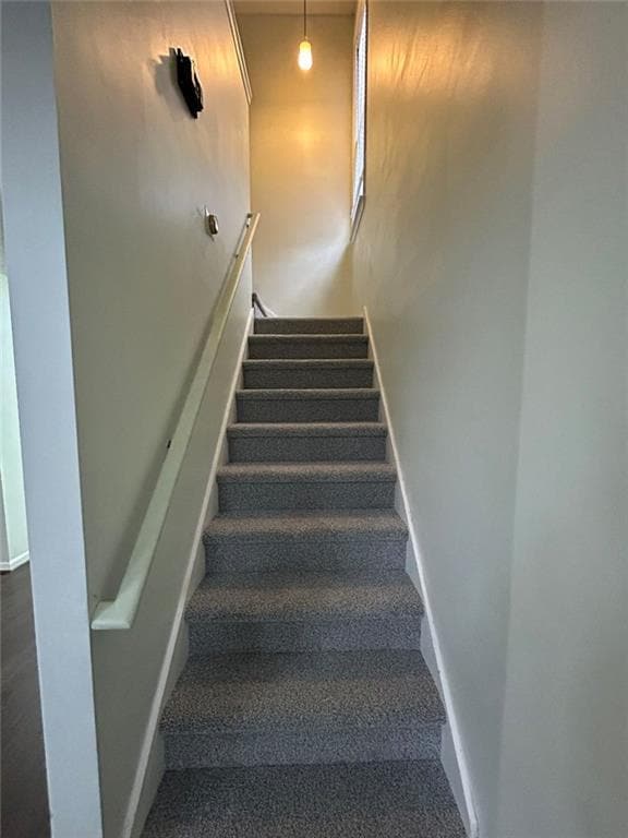 Building Photo - 1730 Paddlewheel Dr NE