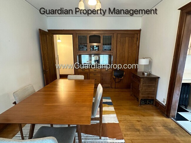 Building Photo - Spacious Prospect Park Upper Level, Sun Ro...