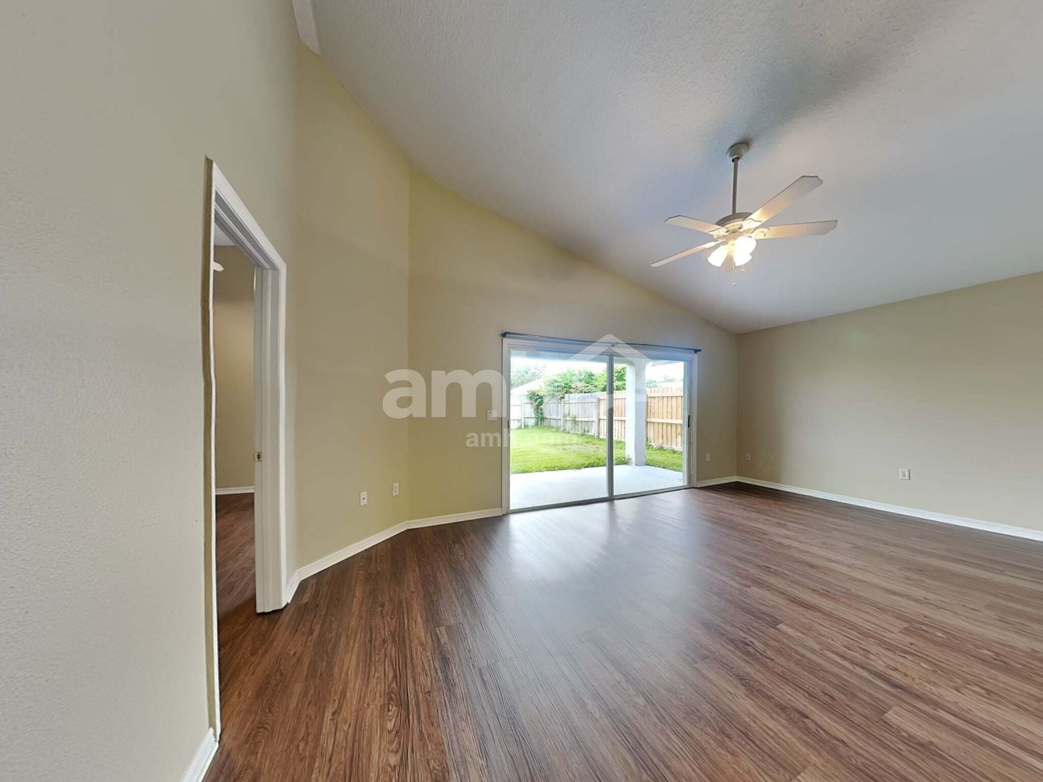 Building Photo - 27501 Sky Lake Cir