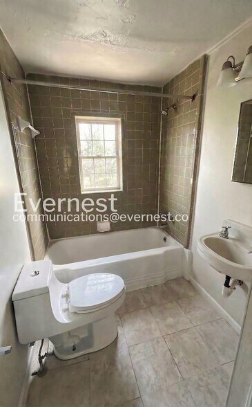 Building Photo - 218 73rd St S