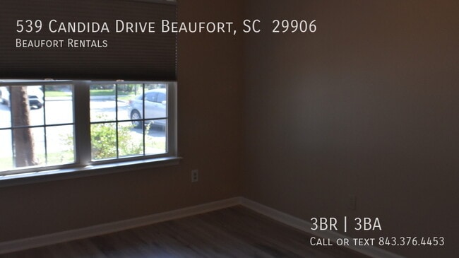 Building Photo - 539 Candida Dr