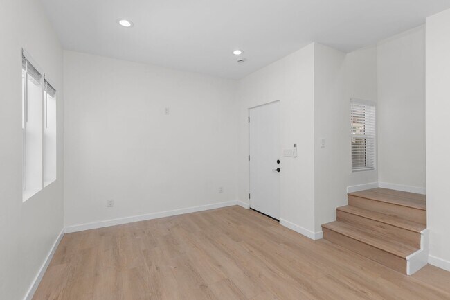 Building Photo - 6413 Richard St