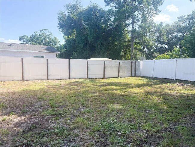 Building Photo - 13157 Clay Ave
