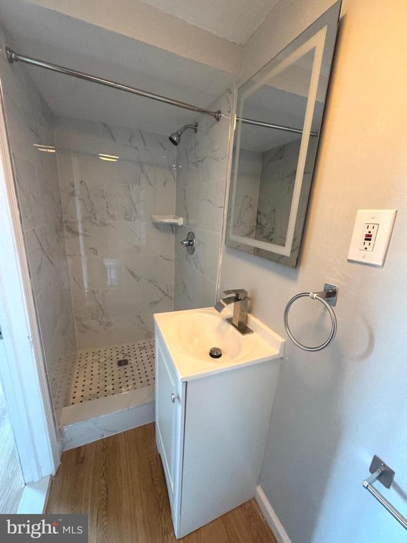 Building Photo - 17 Holland Hill Ct