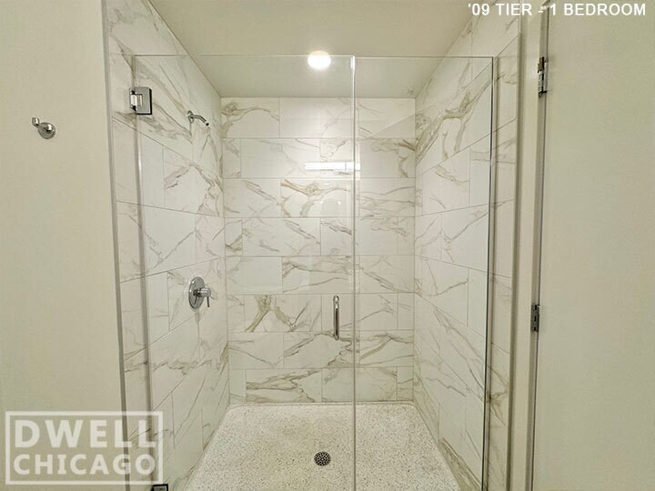 Building Photo - 710 N Aberdeen St