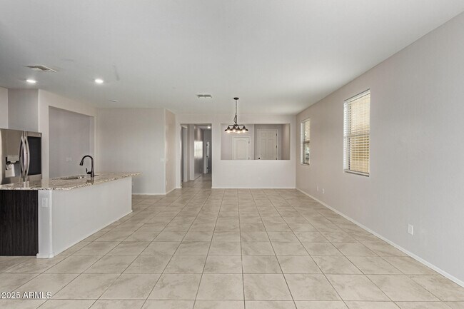 Building Photo - 9551 Silo Cir