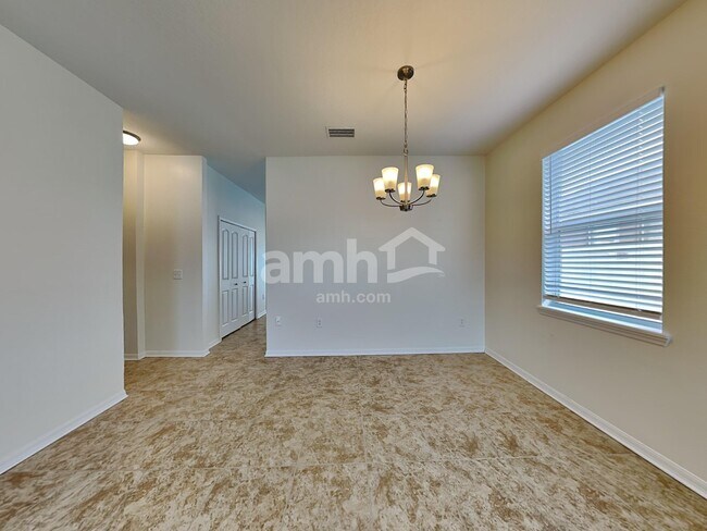 Building Photo - 3721 Crystal Dew St