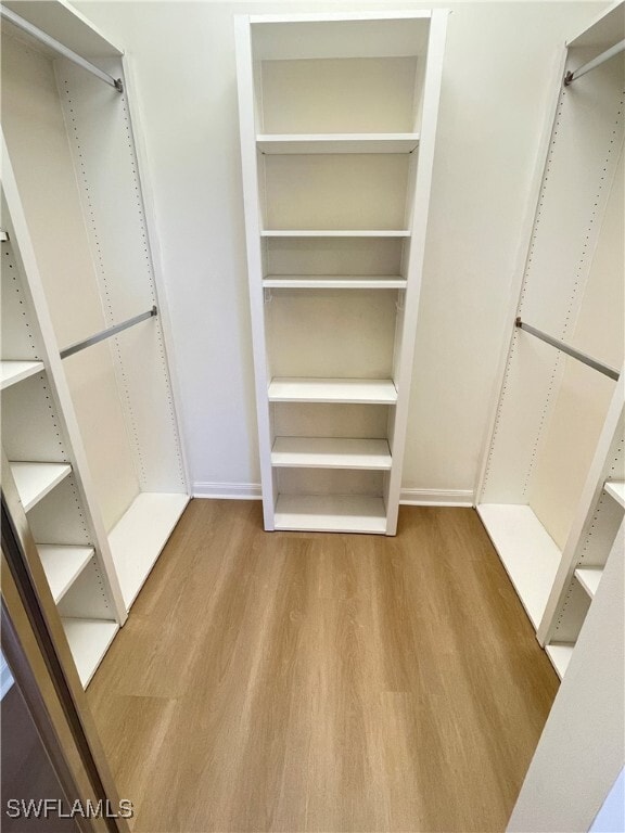 Building Photo - 5549 Cove Cir