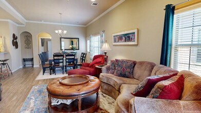 Building Photo - 3819 Black Hawk Ln