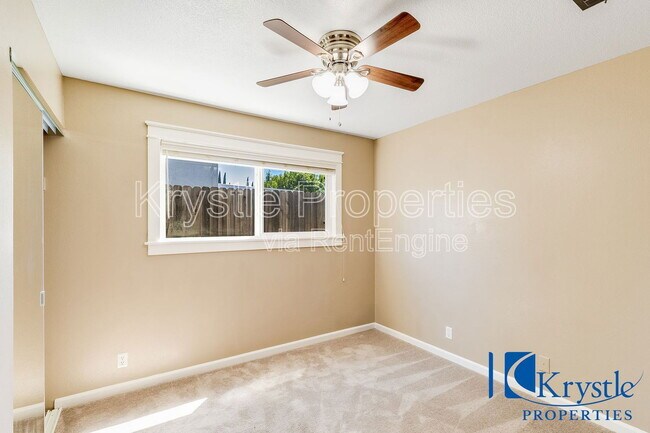 Building Photo - 225 Millbrook Way