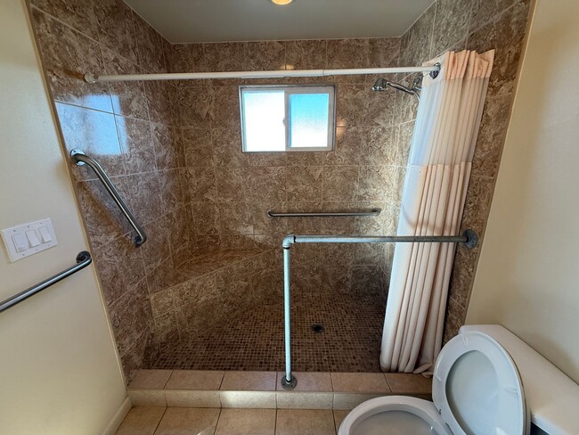 Building Photo - North 6th Street