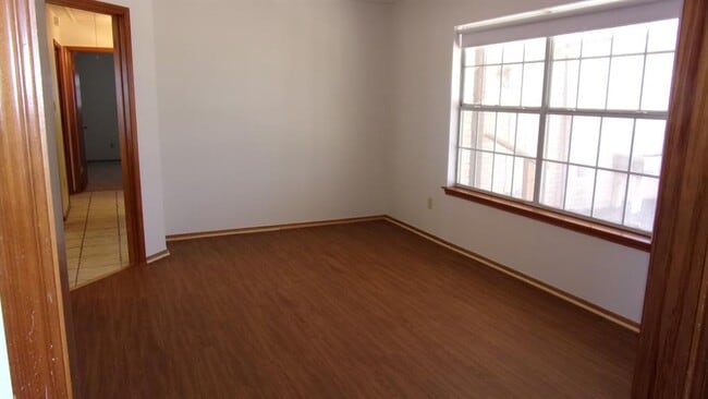 Building Photo - 1802 Goehmann Ln