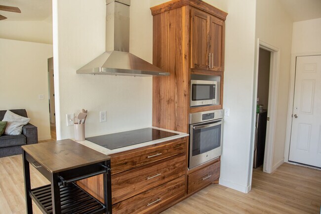 Building Photo - 337 N 3510 W