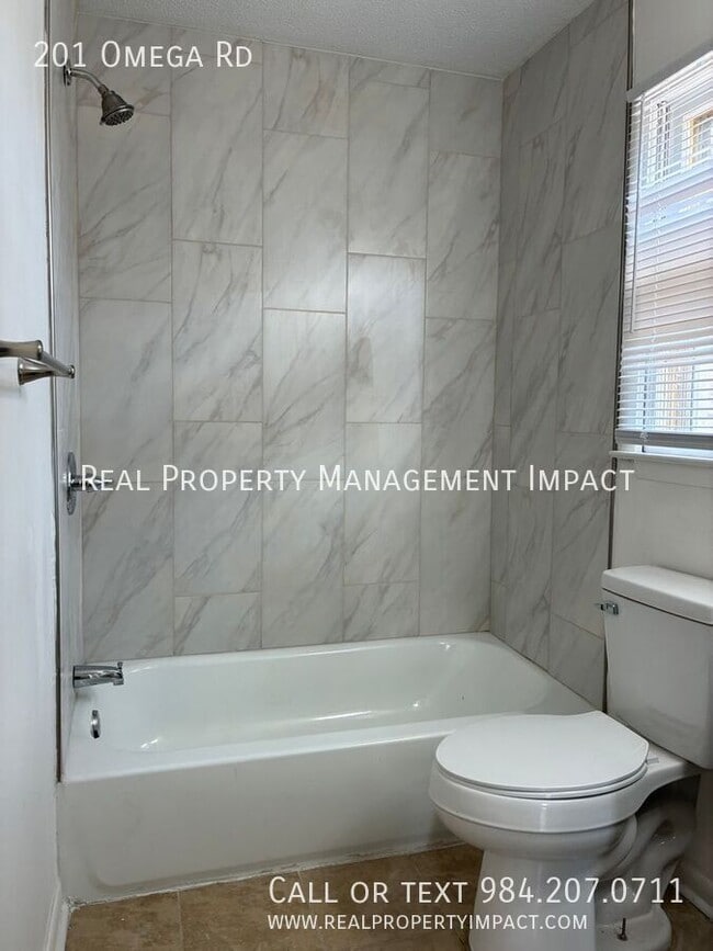 Building Photo - 201 Omega Rd