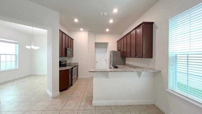 Building Photo - 8559 Crescendo Ave