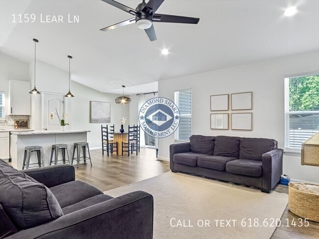 Building Photo - 1159 Lear Ln