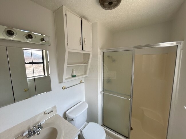 Building Photo - 2803 Greystone Dr