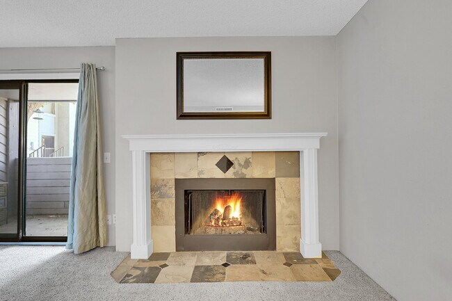 Building Photo - $1,350.00, 1-bedroom, 1-bathroom Lower Lev...