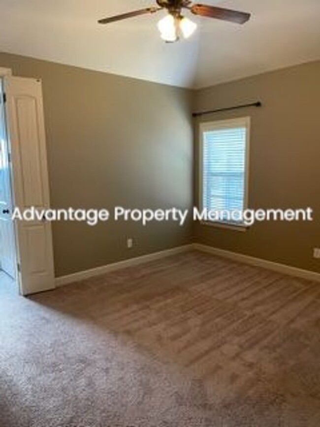 Building Photo - 1474 Sawmill Creek Ln
