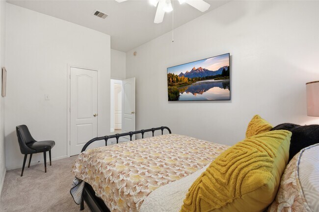 Building Photo - 17706 Windsor Grove Ln