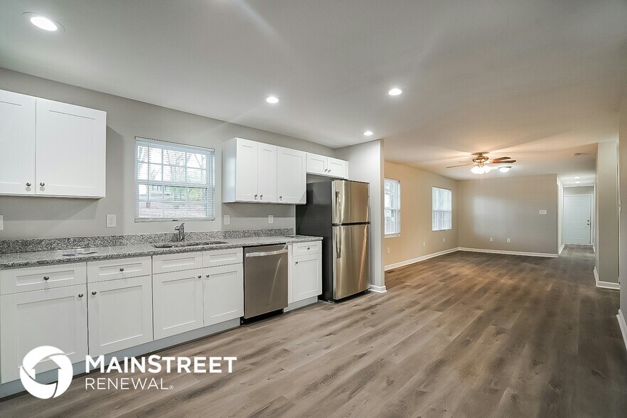 Building Photo - 107 S Walker Ln