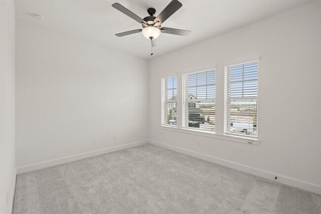 Building Photo - 22007 Silk Pad Ct