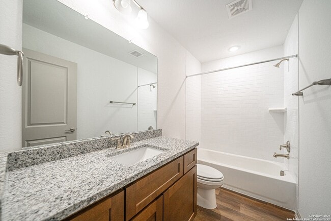 Building Photo - 7624 Magnolia Village