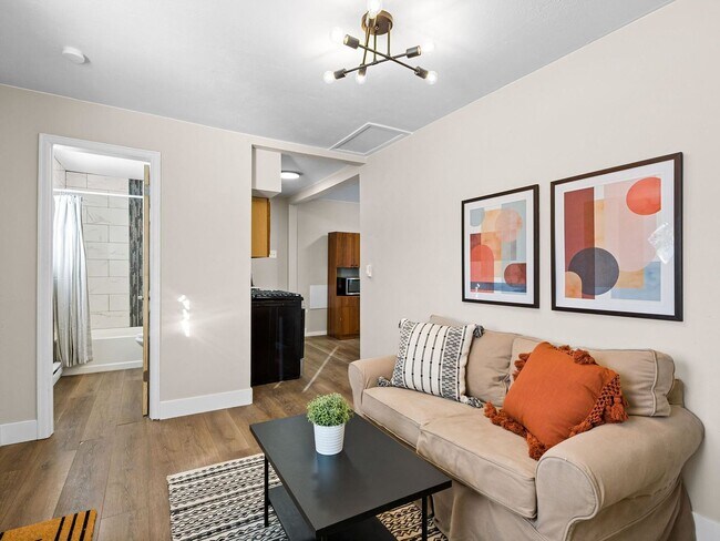 Building Photo - Charming 1BD/1BA ADU in Denver’s Westwood ...