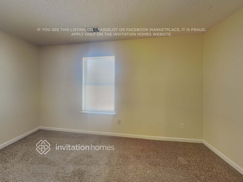 Building Photo - 14931 Rothwell Dr