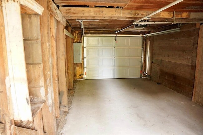 Building Photo - 1513 24th Street Rear