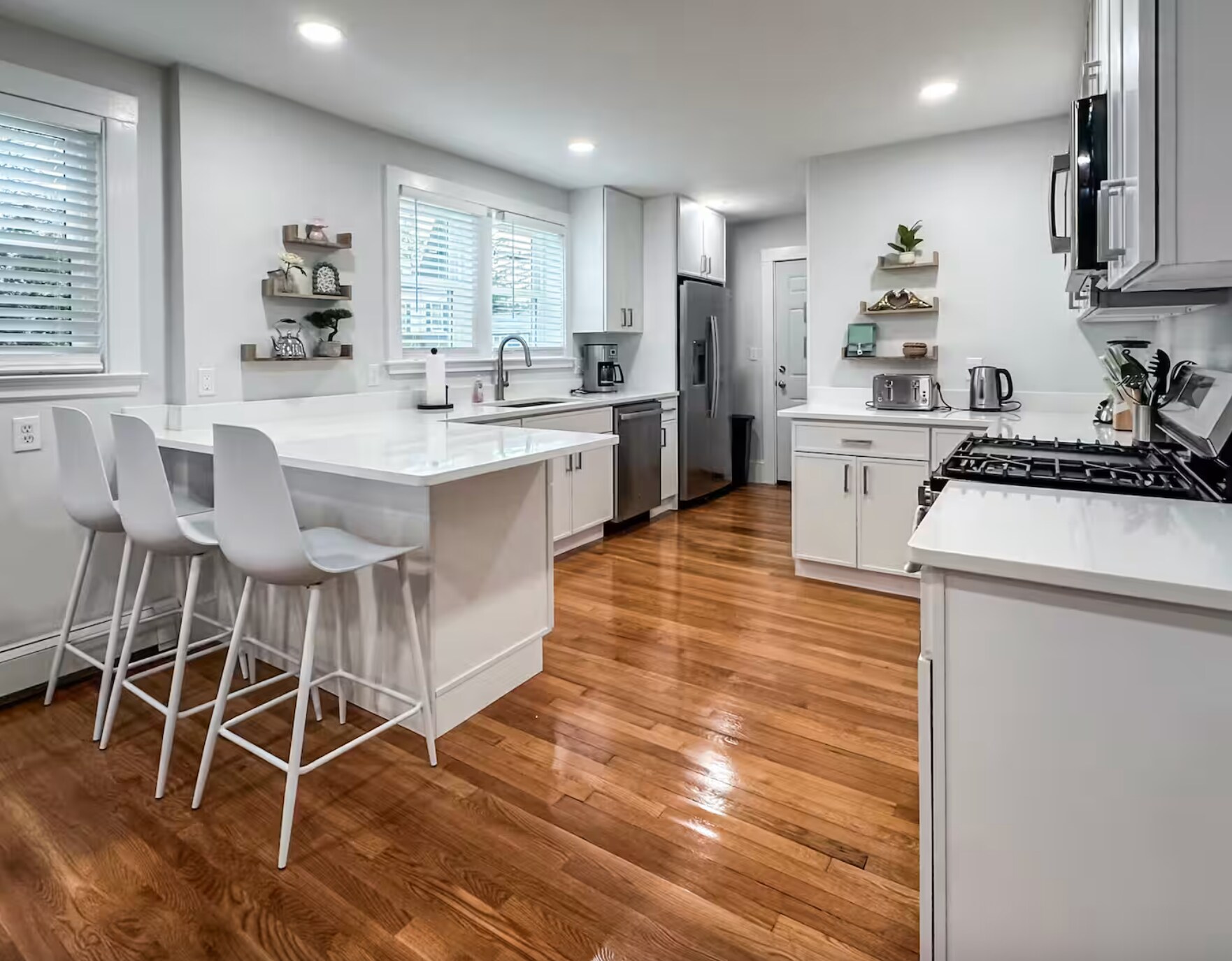 Building Photo - 65 Saint James Cir