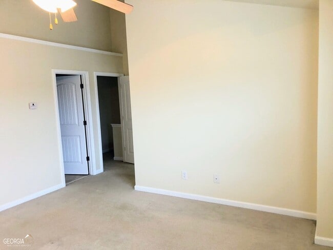 Building Photo - 127 Red Maple Drive