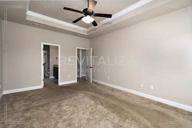 Building Photo - Stunning 3/2 in Foley Gated Community
