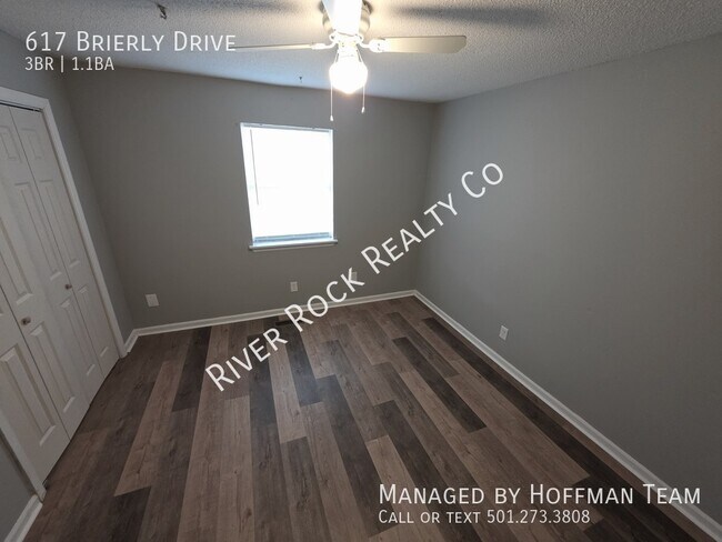 Building Photo - 617 Brierly Dr