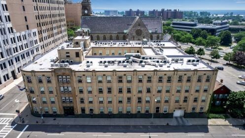 Building Photo - 74 Franklin St