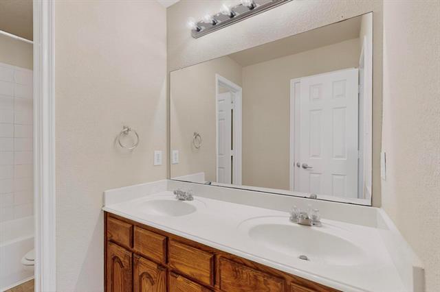 Building Photo - 1423 Red Wolf Dr