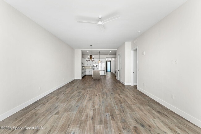 Building Photo - 225 Strand Dr