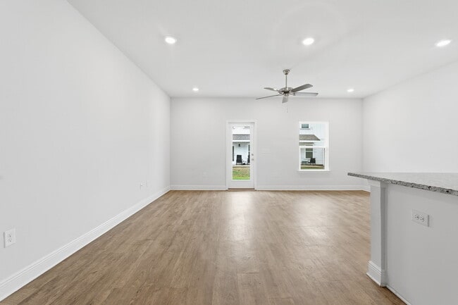 Building Photo - 1678 Caleigh Ct