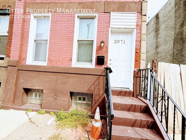Building Photo - 2071 E Monmouth St