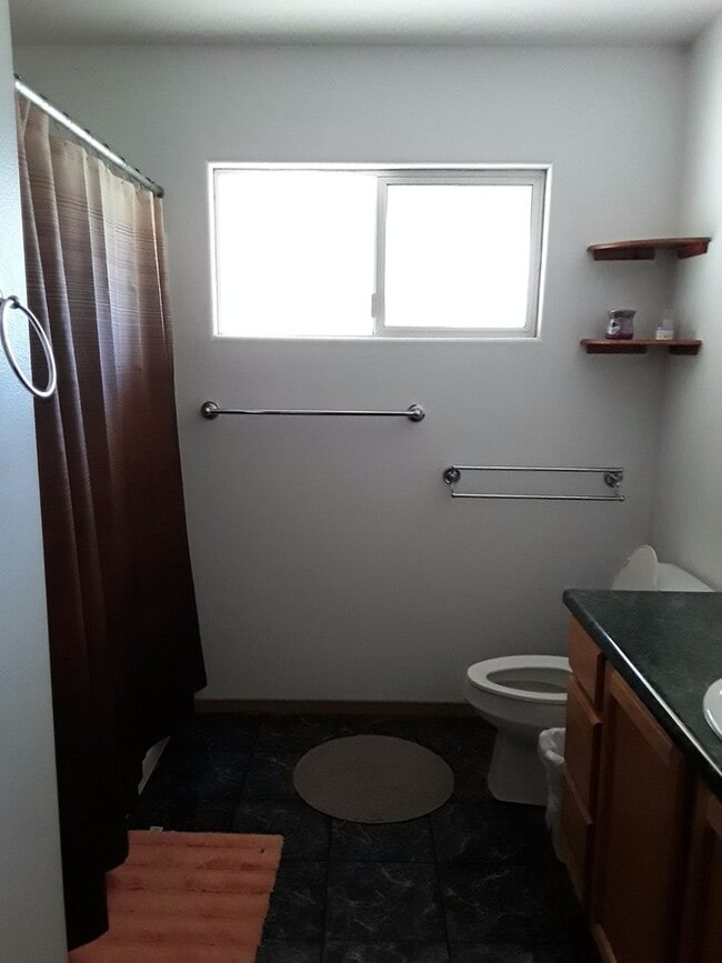 Building Photo - Spacious 3 bedroom 2 bath home in Kula-Available now!