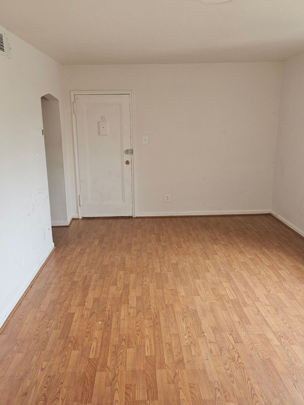 Building Photo - 2916 Peyton Randolph Dr