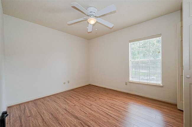 Building Photo - 3614 Bee Bayou Ln