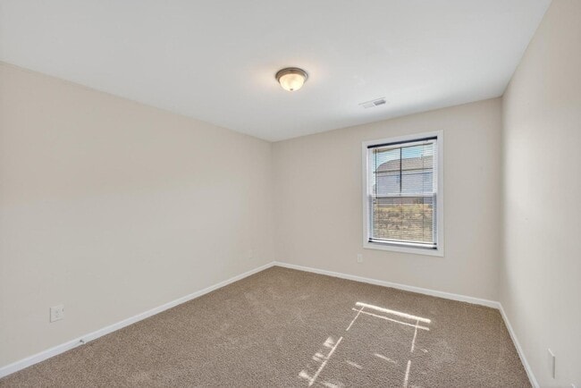 Building Photo - 4119 Thimbleberry Dr
