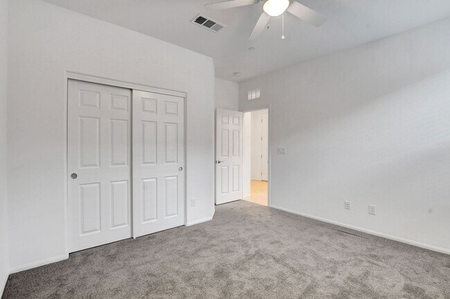 Building Photo - Beautiful Energy Star Home in Skye Hills