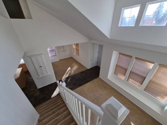 Building Photo - 3 Bed 2.5 Bath - The Parks at Broken Top.