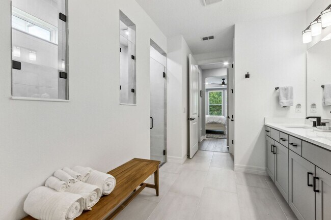 Building Photo - Discover the Ideal 55+ Lifestyle in Your N...
